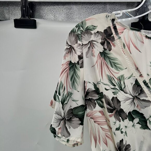 Sienna Sky V-Neck Surplice Short Sleeve Floral Top Womens Size Small Tie Waist - Picture 3 of 11